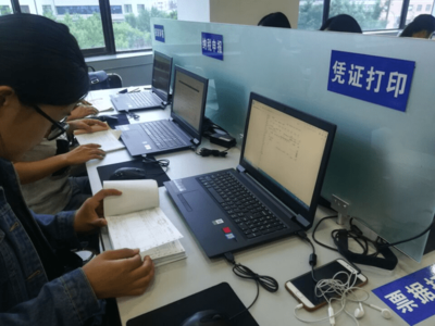 首家会计工厂在省财政税务专科学校揭牌成立，助力代理记账行业新发展